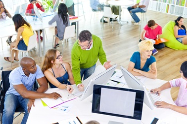 group people discussing business issues